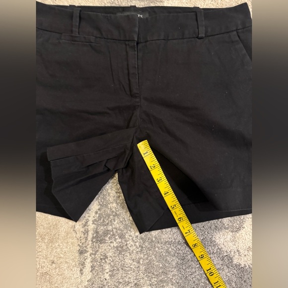 Talbots Classic Black Petite Shorts - Picture 6 of 6